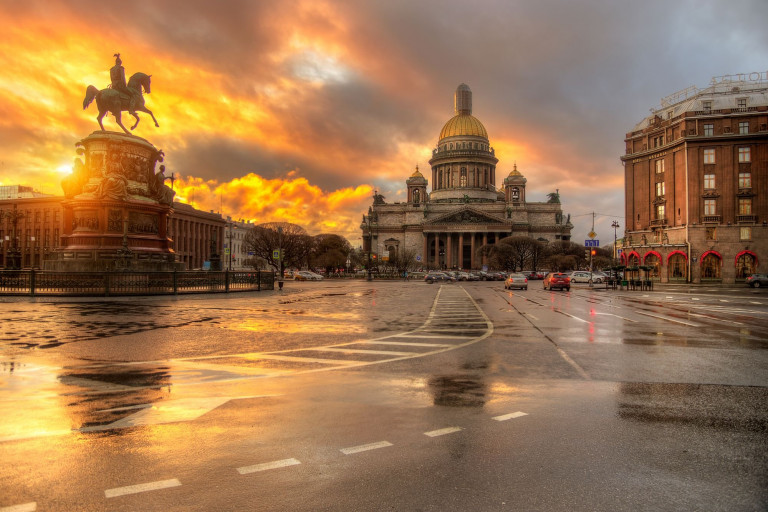 Санкт - Петербург