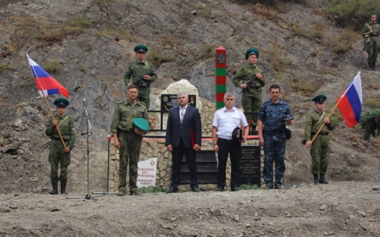 Гимн Пограничников.Автор: Косаревский А.Б.аранж. Волков В.