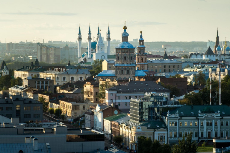 Казань-сл.В.Аверковича,муз.Н. Мухамеджановой,исп.Н.Мухамеджанова, А. Коробова