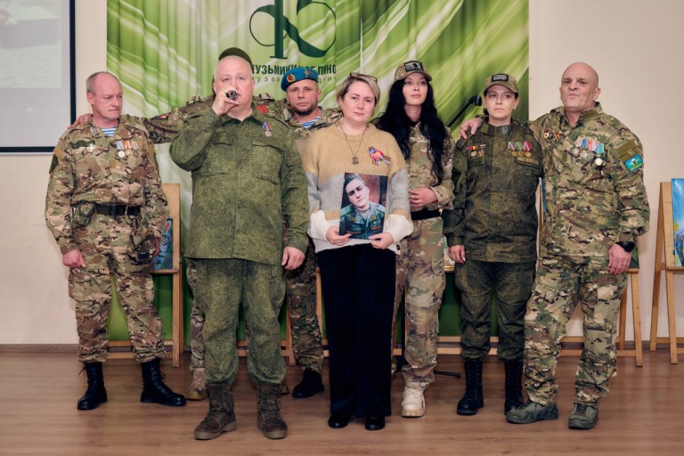 В Ангельском строю