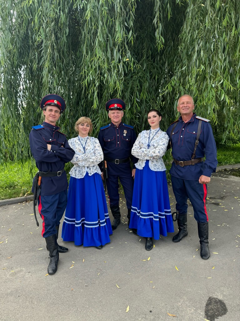 Пока плачет Богородица
