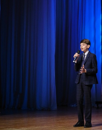 "Песня о далёкой Родине"