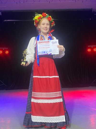 Мусатова Ульяна с песней ,, Голосочек закатимый’’ ( народный вокал