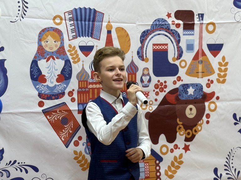 Да здравствует Россия!