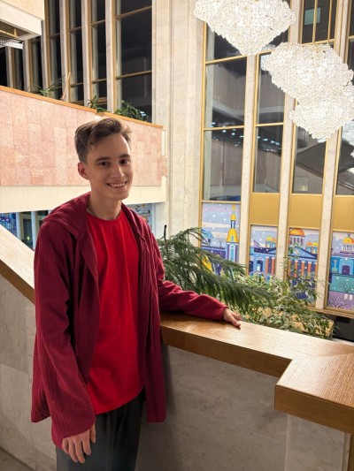 "Дай руку, мама"