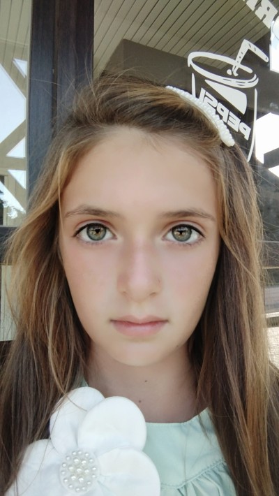 Эмили Алекс