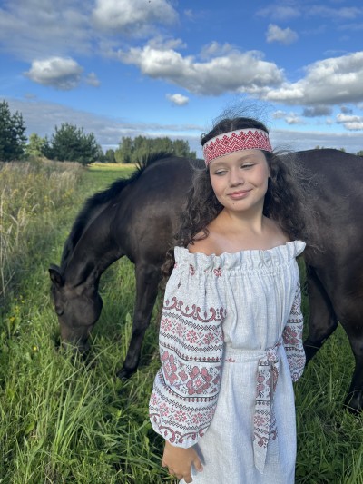 «Кони» (муз. и сл. Анна Пингина)