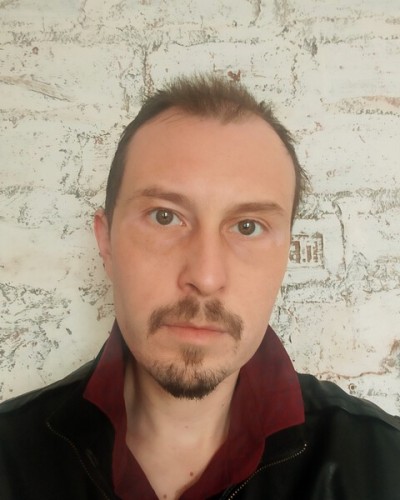 Эльдар Расулов