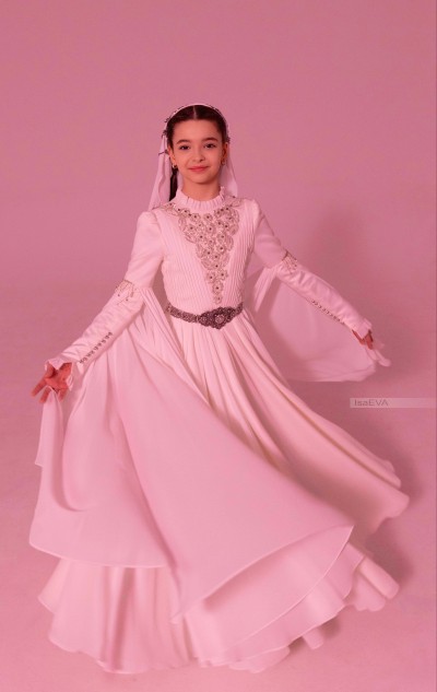 "Я расскажу Вам кто Я" (на кабардинском языке)