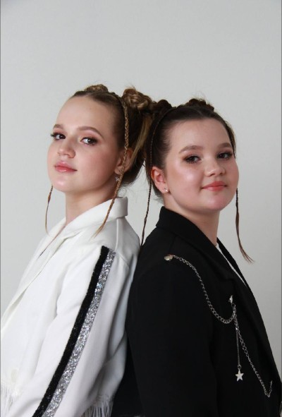 Дуэт «Жара» (Елизавета Прусакова, Софья Милокумова)