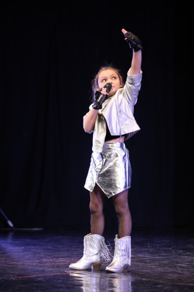 Виктория Тонн