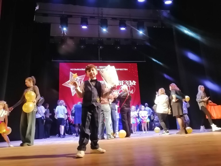 Песня о далекой родине