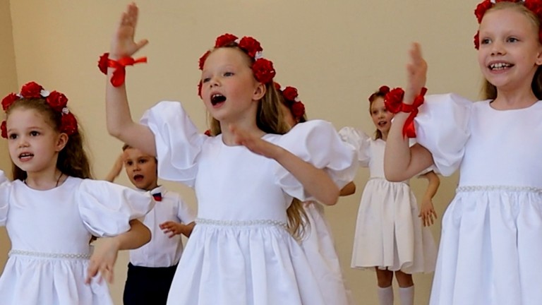 С Победой, страна!