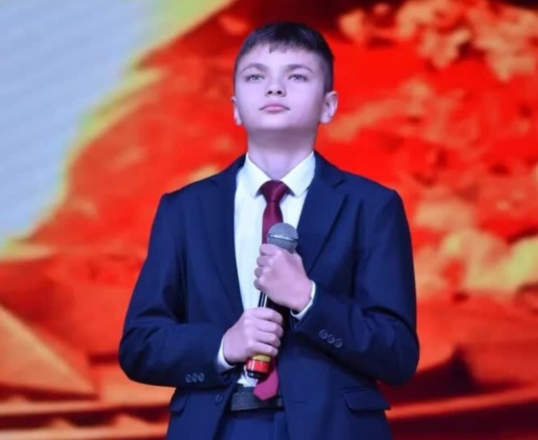 Родина Мать зовет