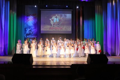 " БЕЛЫЕ ШАРИКИ"