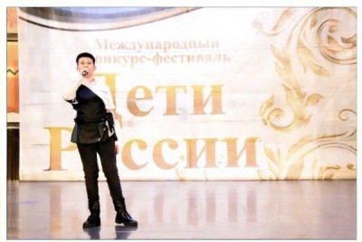 Песня "Родина Мать" в исполнении Захарова Михаила