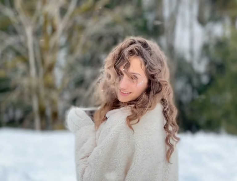 Новый год приходит