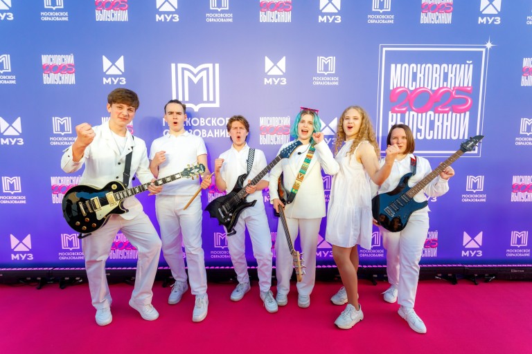 Трава у дома - Студия Миллениум