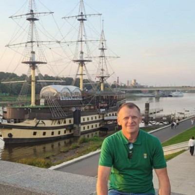 Олег Иванов