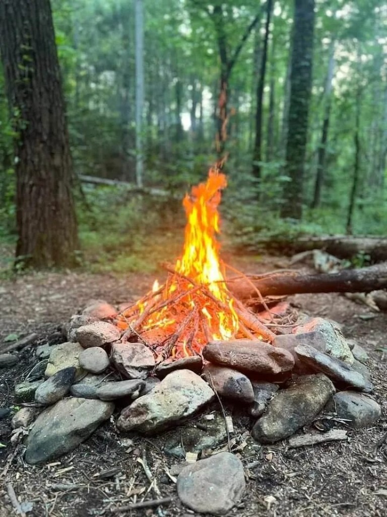 Гори костер