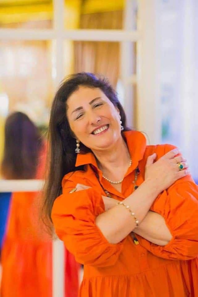 "Гори, гори любовь цыганки"