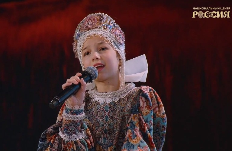 Течёт река Волга