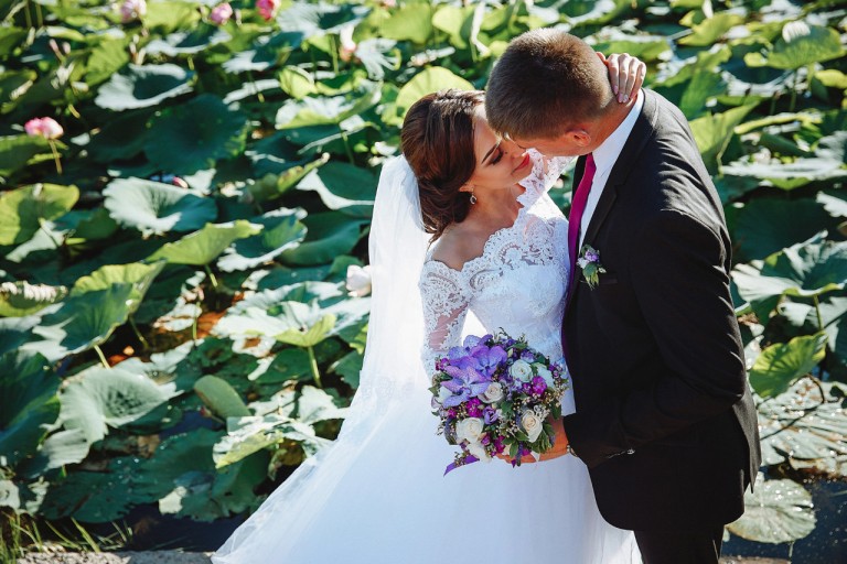 Любите тех, кто рядом