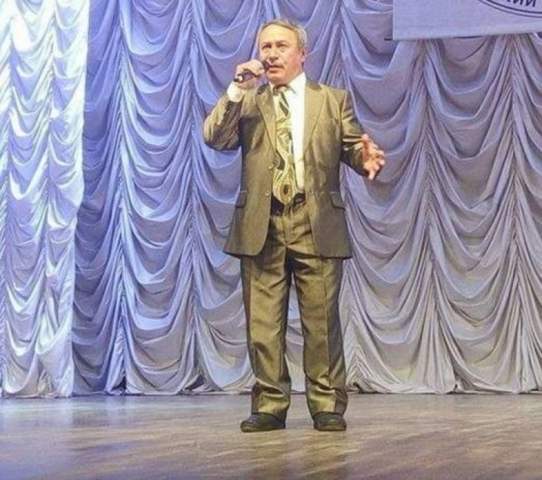 "Жены героев"