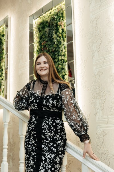 Анна "Аника"